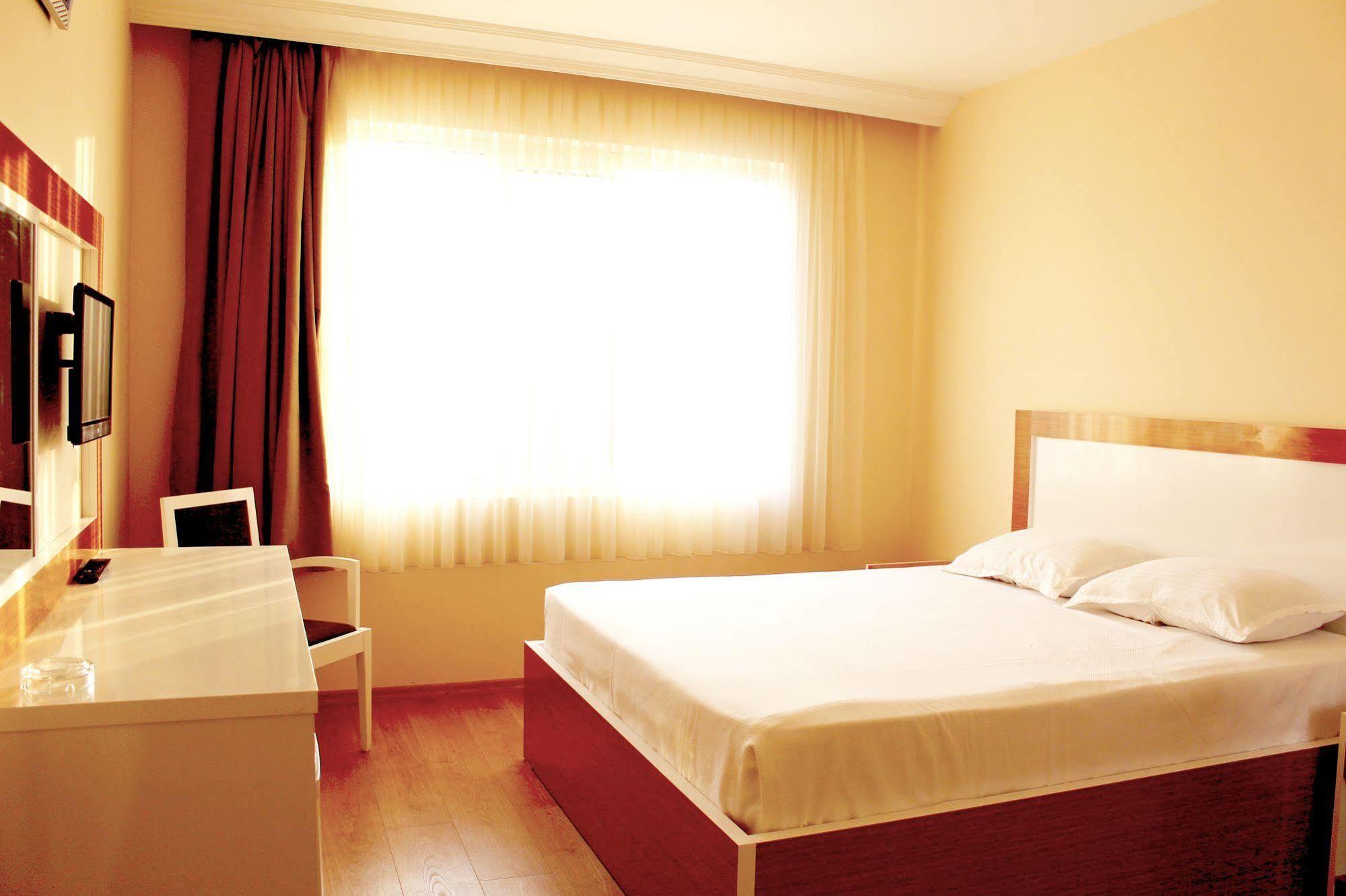 Hotel Duzce Екстериор снимка