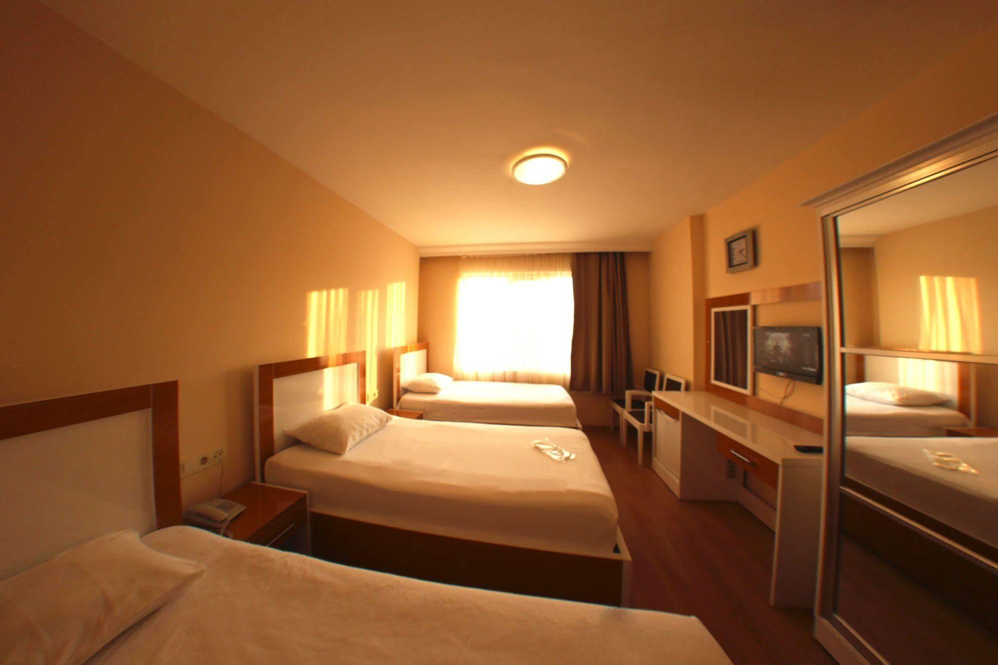 Hotel Duzce Екстериор снимка