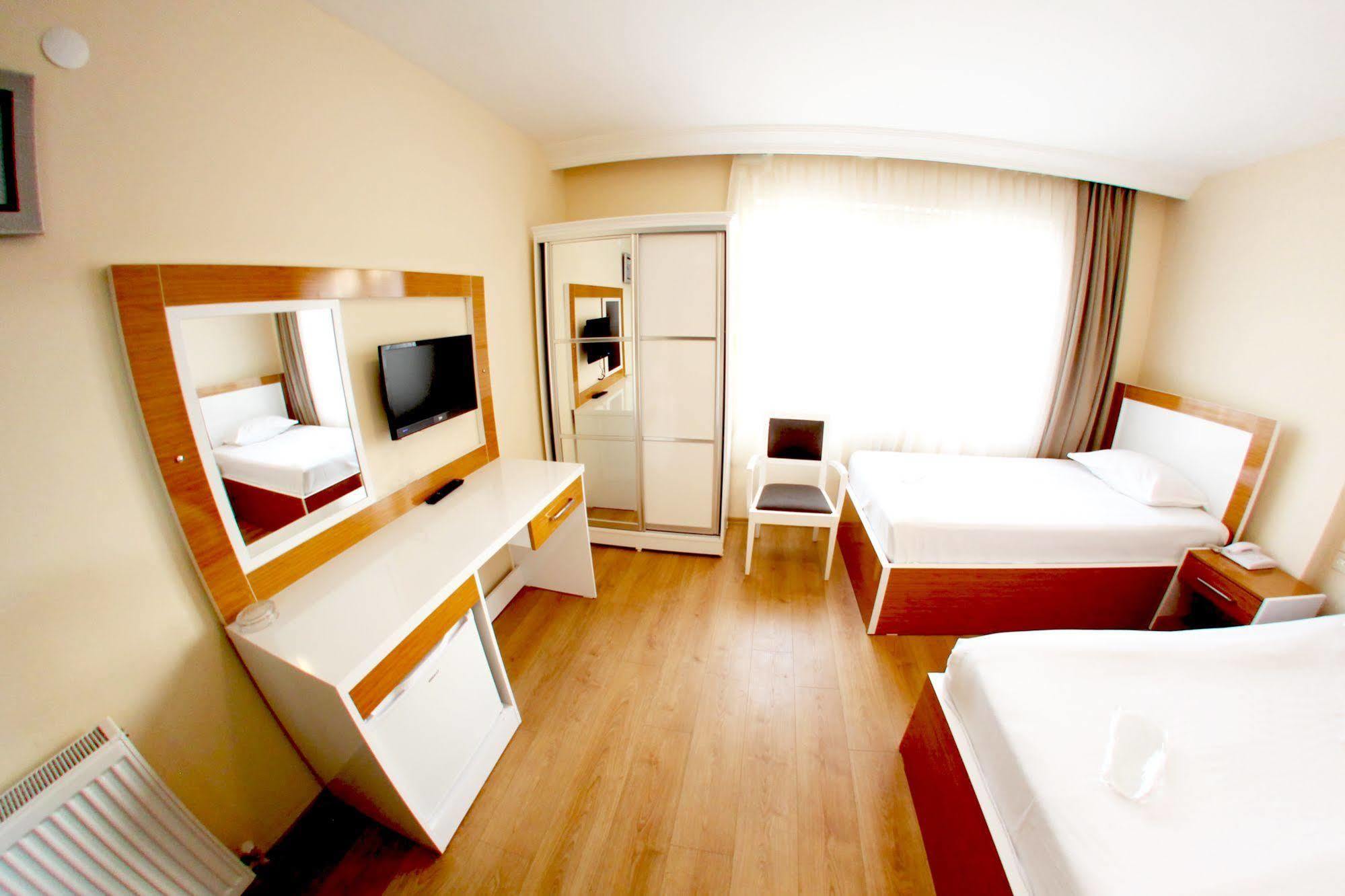 Hotel Duzce Екстериор снимка